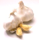  Cabeza y dientes de ajo