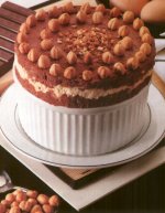 Souffl&eacute; helado de chocolate y avellanas